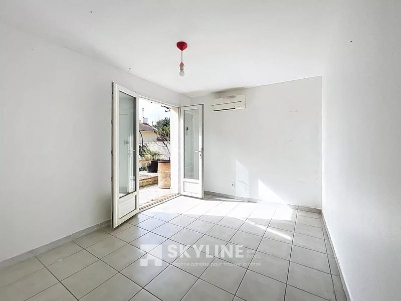 Maison - 147 m² - 7 pièces