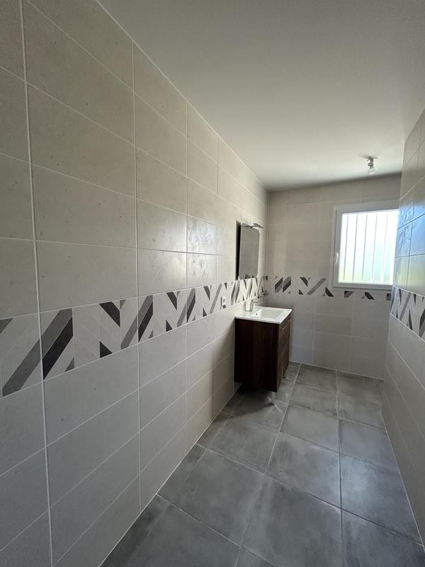 Maison - 92 m² - 4 pièces