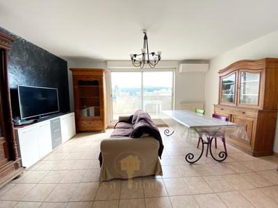 Appartement - 72 m² - 3 pièces