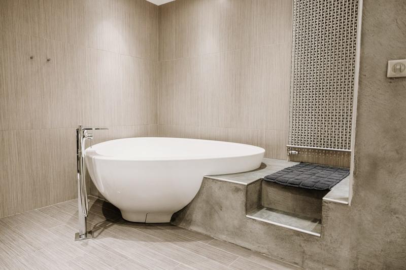 Maison contemporaine - 355 m² - 10 pièces