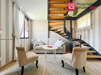 Demeure - 570 m² - 17 pièces