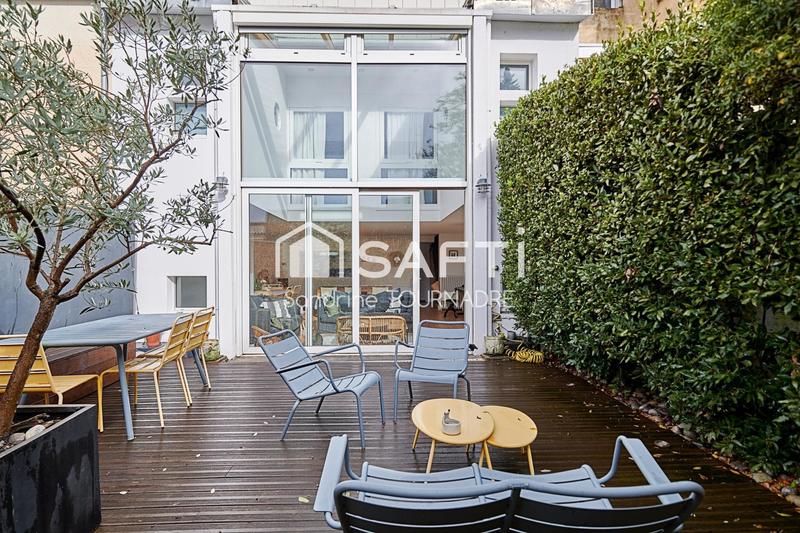 Maison - 160 m² - 5 pièces