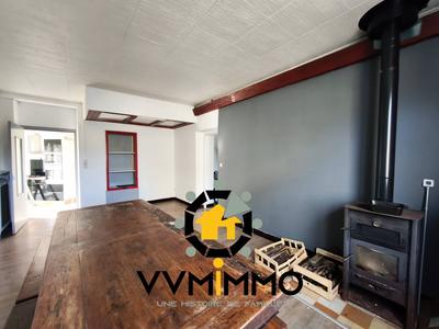 Maison - 96 m² - 3 pièces