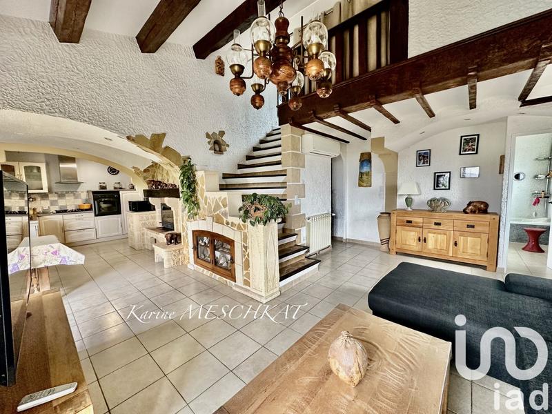 Maison - 101 m² - 6 pièces