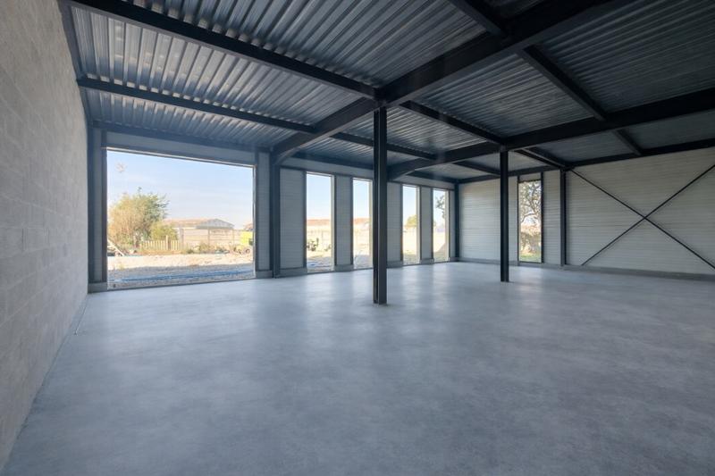 Local d'activité / Entrepôt - 163 m²