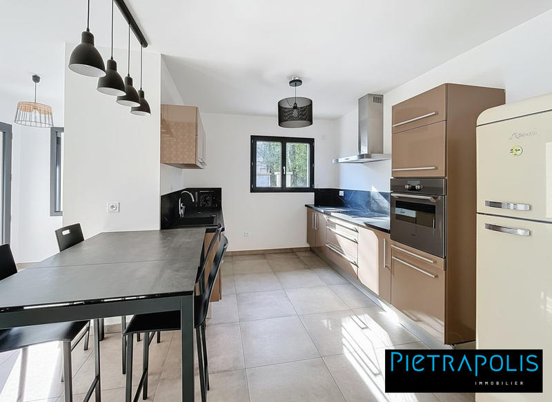 Maison contemporaine - 135 m² - 5 pièces