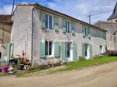 Maison - 182 m² - 6 pièces