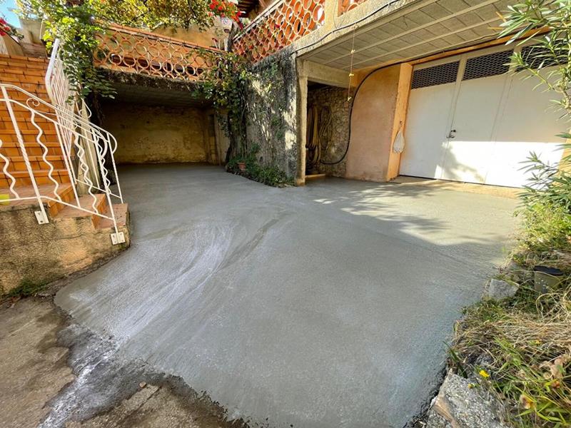 Maison - 210 m² - 8 pièces