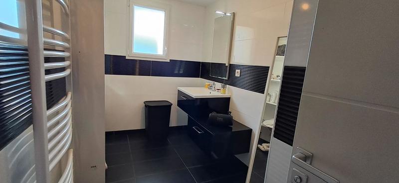 Maison - 106 m² - 6 pièces