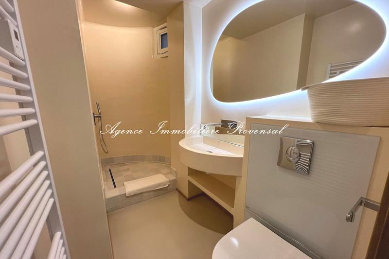 Appartement - 135 m² - 4 pièces