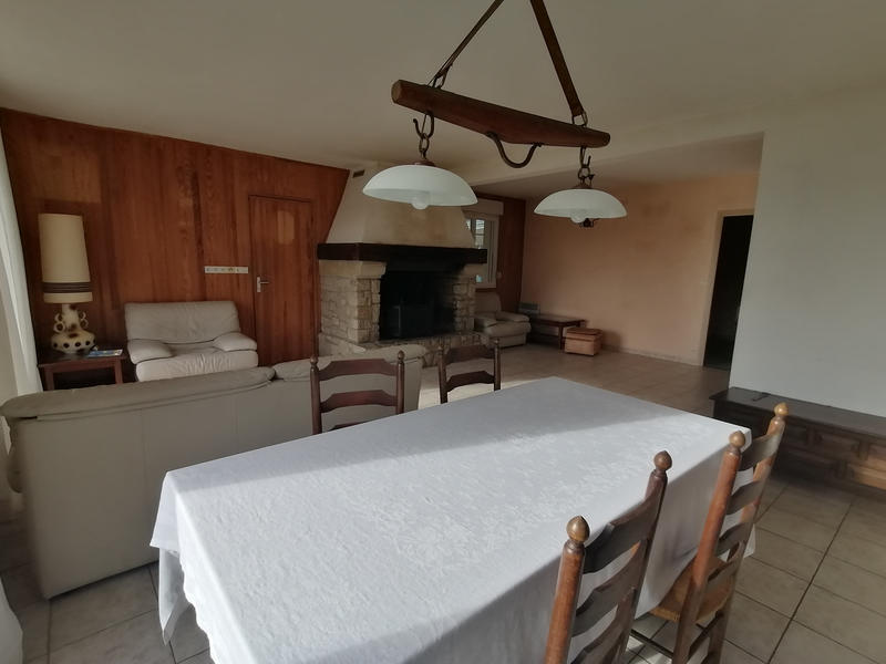 Maison - 157 m² - 9 pièces