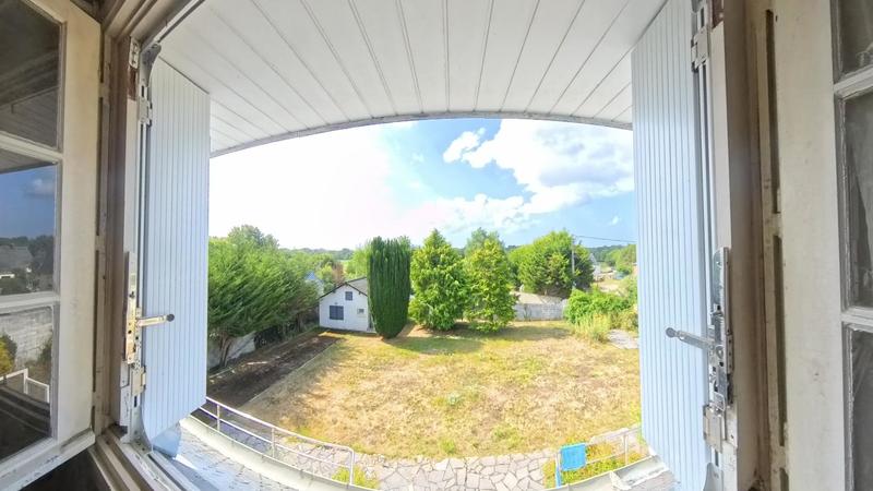 Maison - 248 m² - 8 pièces