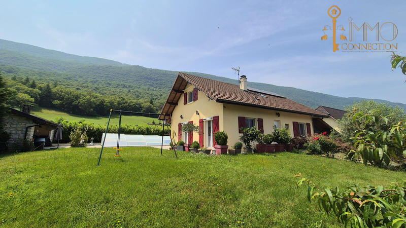 Maison - 138 m² - 5 pièces