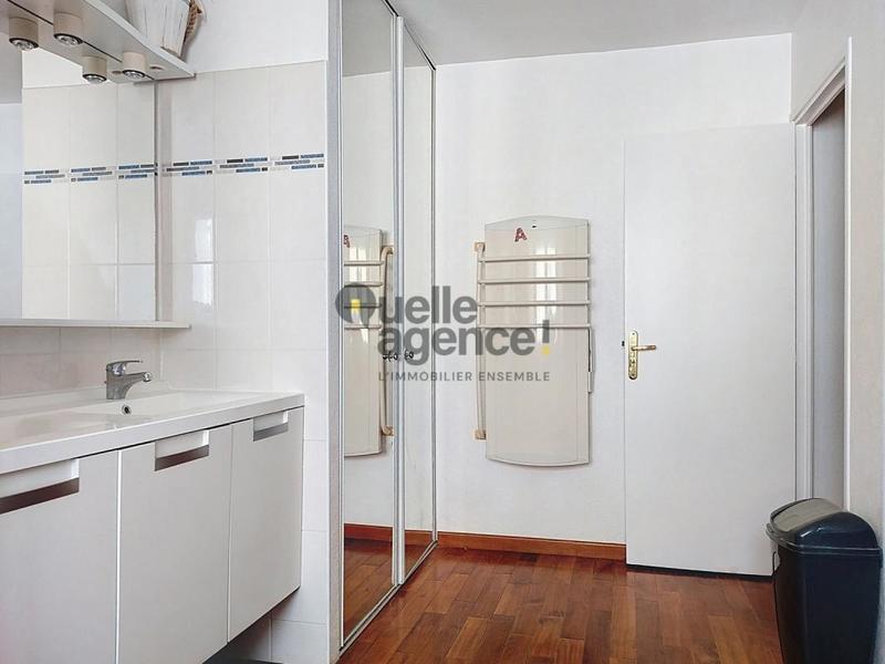 Maison - 192 m² - 8 pièces