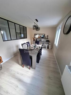 Maison - 82 m² - 5 pièces