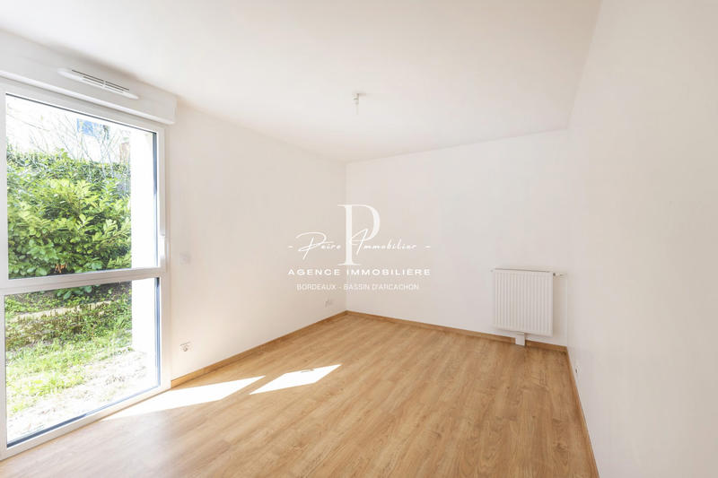 Appartement - 82 m² - 3 pièces