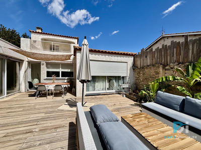 Maison - 160 m² - 5 pièces