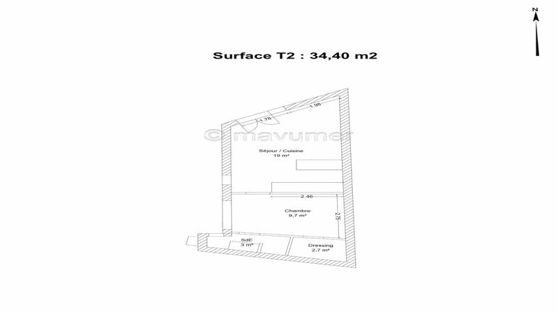 Maison - 250 m² - 9 pièces