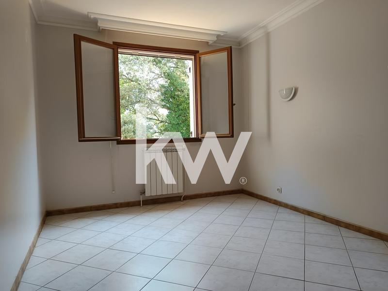 Maison - 160 m² - 8 pièces