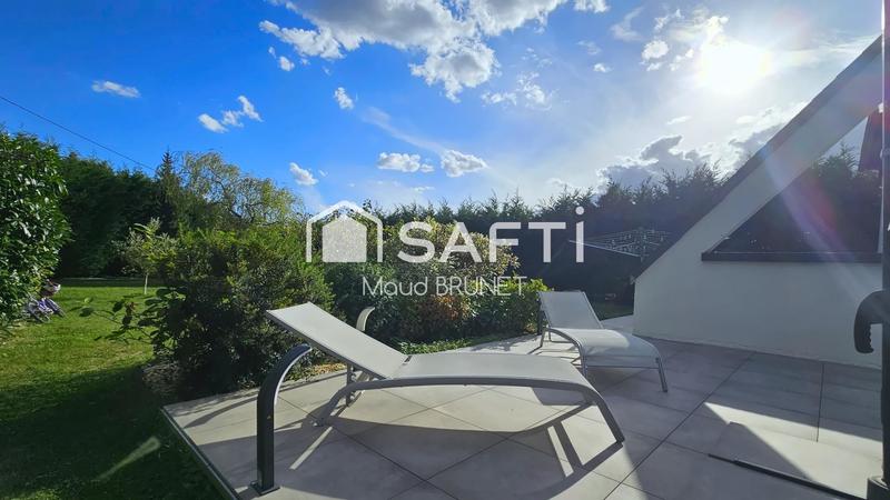 Maison - 265 m² - 8 pièces