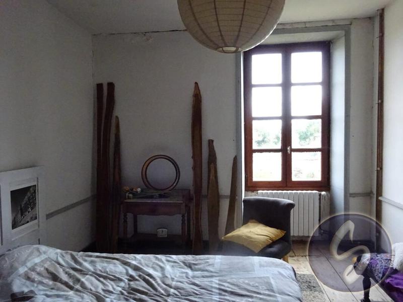 Maison - 327 m² - 9 pièces