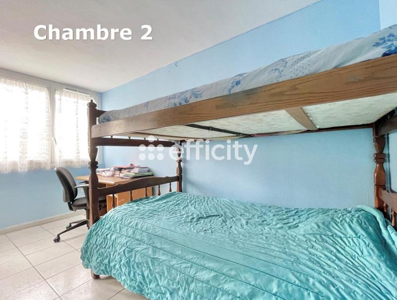 Appartement - 70 m² - 4 pièces