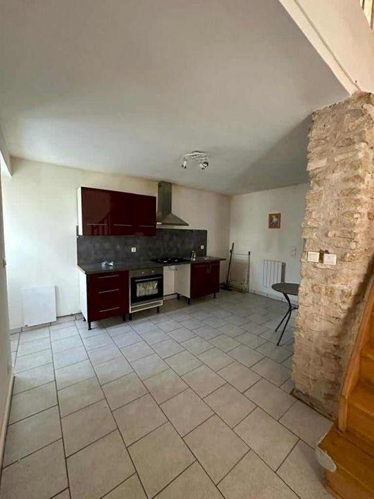 Maison de village - 180 m² - 9 pièces