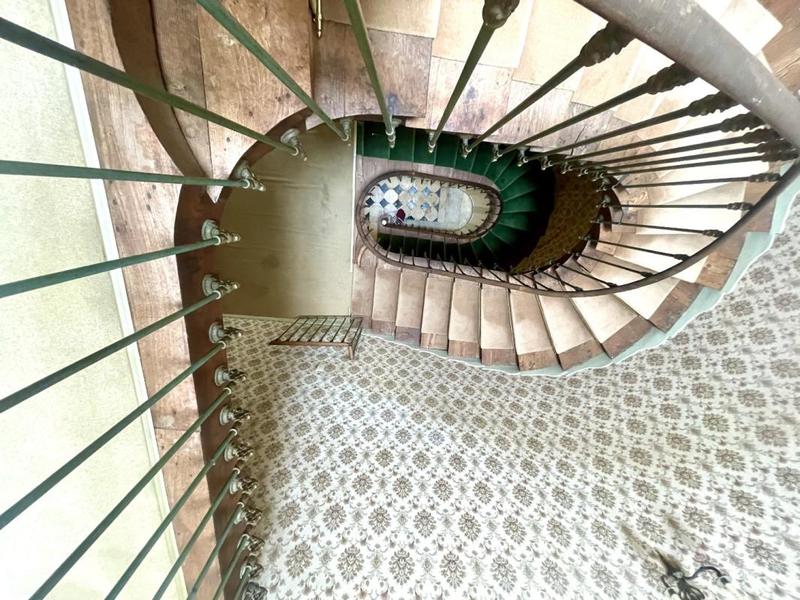 Hôtel particulier - 471 m² - 14 pièces