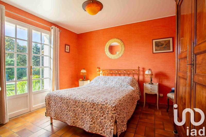 Maison - 223 m² - 8 pièces