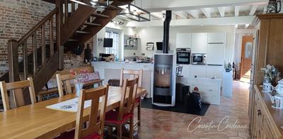 Maison - 193 m² - 8 pièces