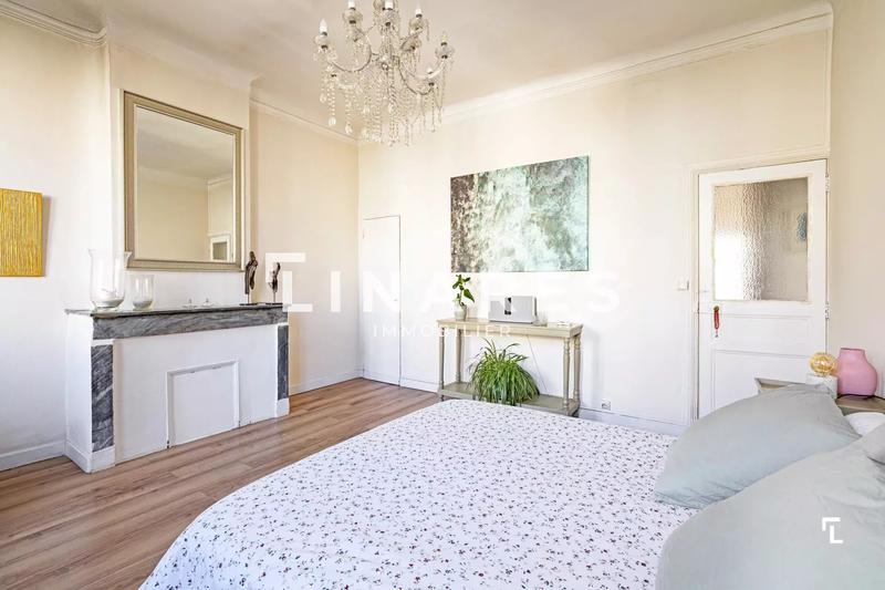 Appartement - 81 m² - 3 pièces