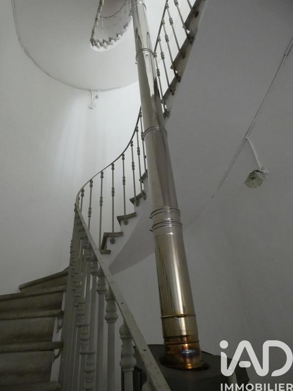 Maison - 196 m² - 5 pièces