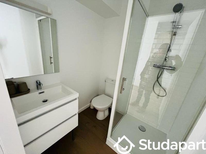 Chambre - 50 m² - 1 pièce