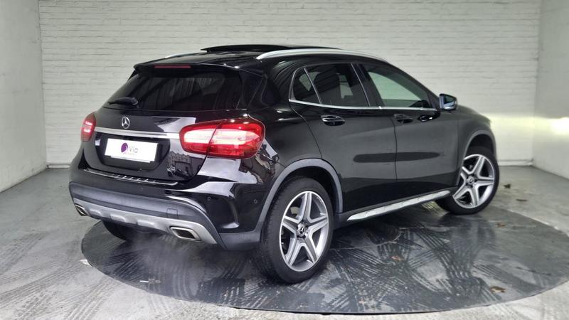 Mercedes Gla 200 7-G Dct Fascination
