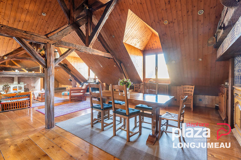 Maison - 297 m² - 8 pièces