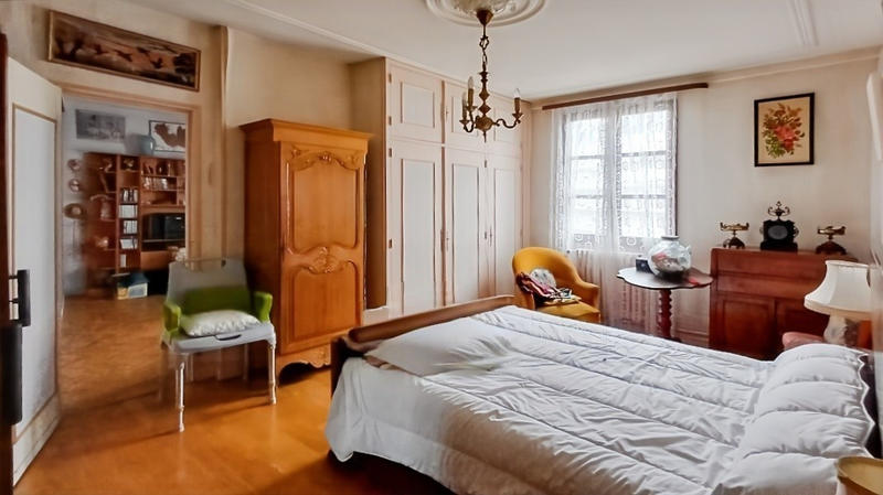 Immeuble - 285 m² - 12 pièces