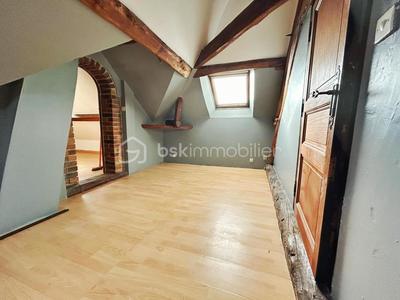 Maison - 82 m² - 6 pièces