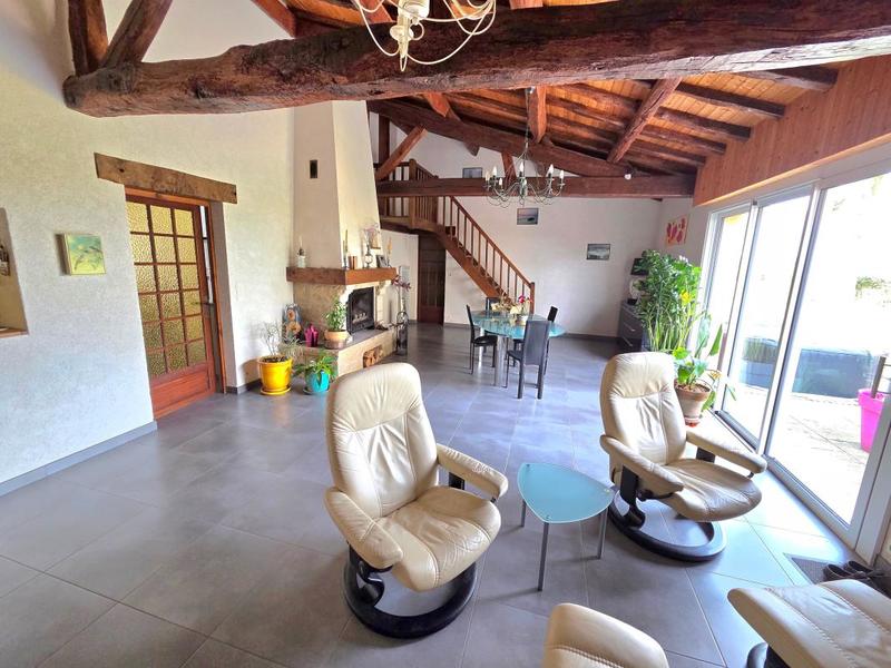 Maison - 147 m² - 4 pièces