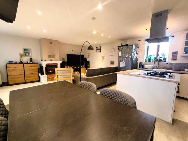 Maison - 110 m² - 6 pièces