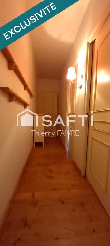 Maison - 209 m² - 10 pièces