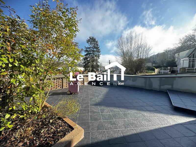 Maison - 105 m² - 5 pièces