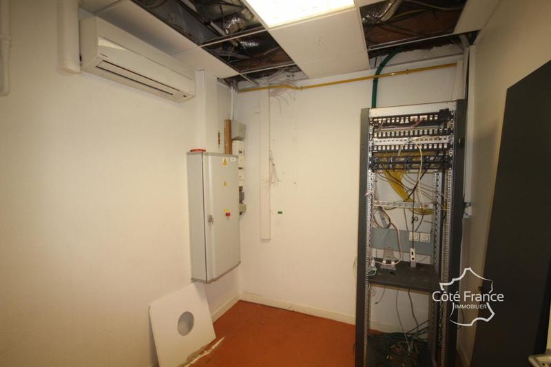 Local commercial - 218 m²