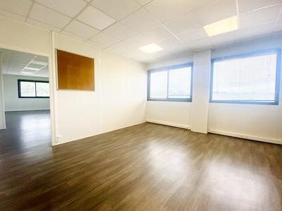 Bureau - 62 m²