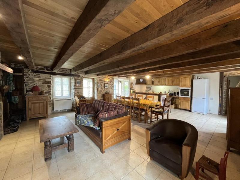 Maison - 121 m² - 6 pièces