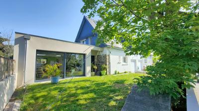 Maison - 143 m² - 7 pièces