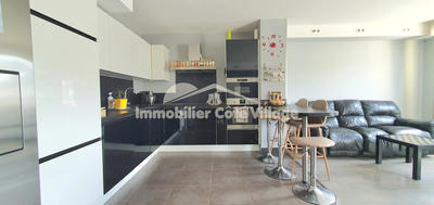 Appartement - 100 m² - 5 pièces