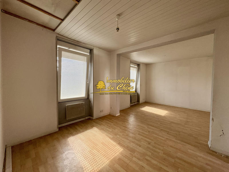 Maison - 200 m² - 8 pièces