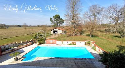 Maison - 160 m² - 6 pièces