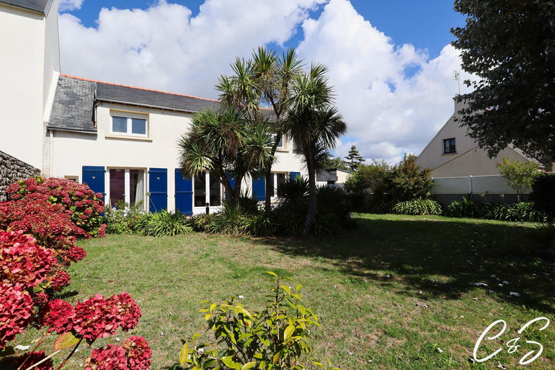 Maison - 96 m² - 5 pièces