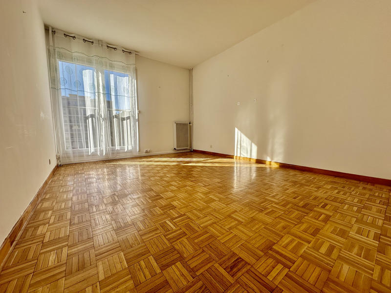 Appartement - 102 m² - 5 pièces